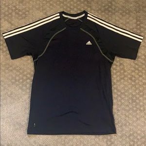 Dark navy blue Adidas men’s shirt sleeve sport tee